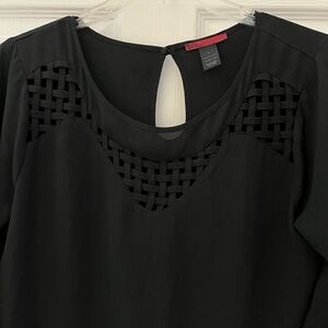 Red by BKE Black Blouse with Open Basketweave Design